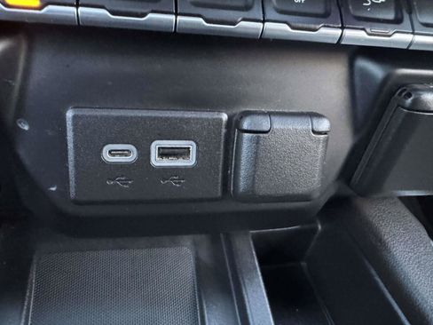 Used 2021 GMC Sierra 1500 SLT w/ SLT Premium Plus Package image 35