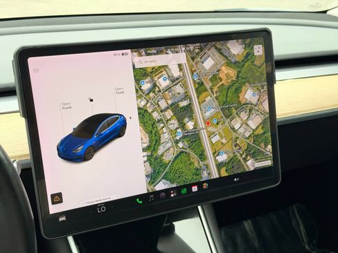 Used 2018 Tesla Model 3 Long Range AWD/4WD image 34