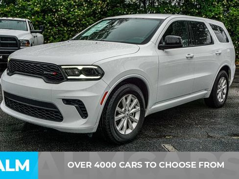 Used 2025 Dodge Durango GT RWD image 2