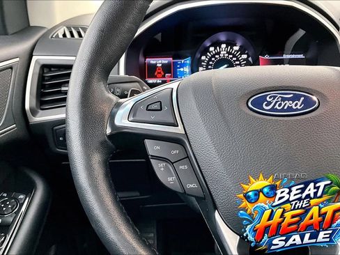 Used 2020 Ford Edge SEL w/ Cold Weather Package AWD/4WD image 24