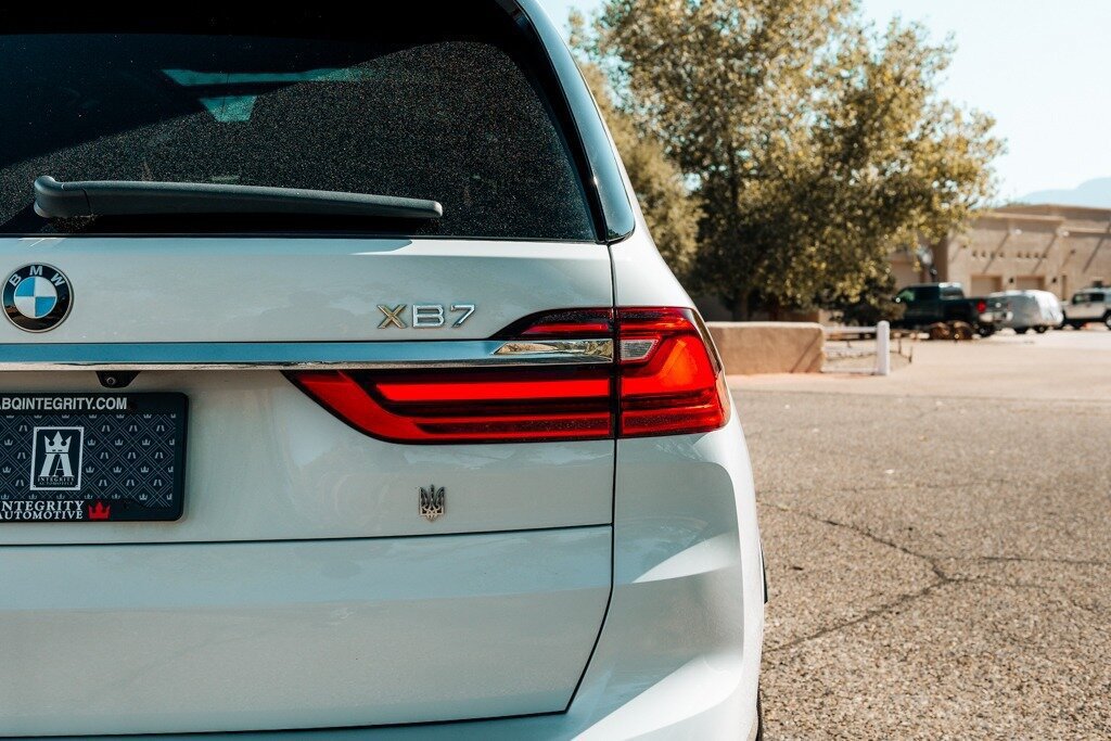 Used 2022 BMW ALPINA XB7 AWD/4WD image 16