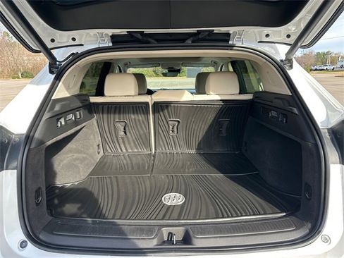 Used 2023 Buick Envision Avenir image 30