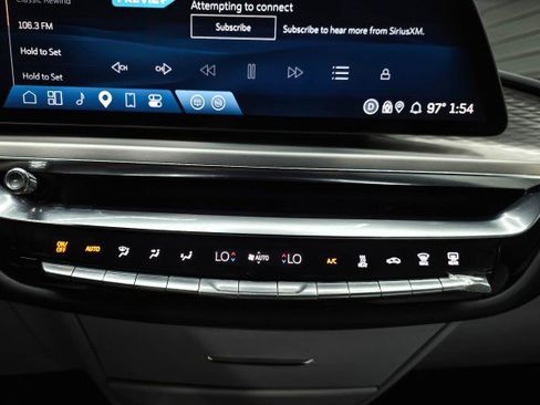 Used 2024 Cadillac Lyriq Luxury RWD image 29