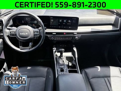 Certified 2025 Kia Sorento EX w/ Panoramic Sunroof Package FWD image 9