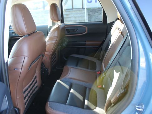 Used 2022 Ford Bronco Sport Outer Banks image 16