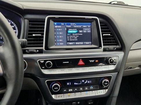 Used 2018 Hyundai Sonata Limited image 17