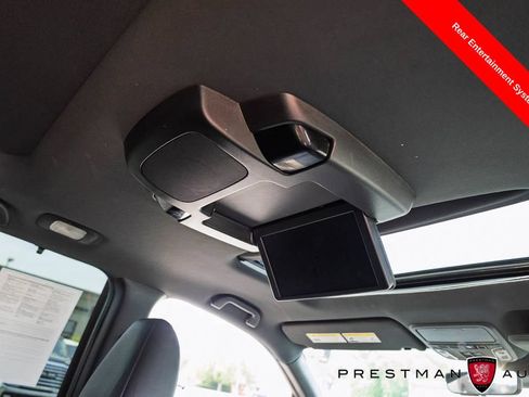 Used 2022 Honda Pilot Black Edition image 7