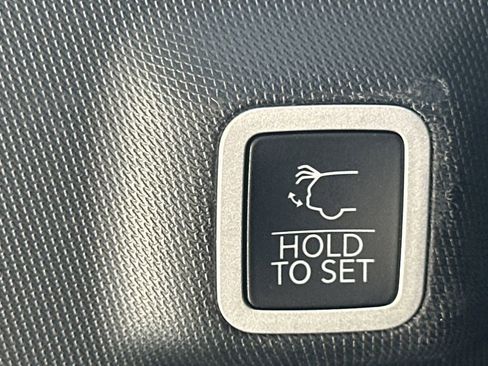 Used 2022 Jeep Grand Cherokee Trailhawk w/ Advanced Protech Group II image 20