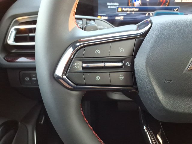 New 2027 Chevrolet Traverse RS w/ LPO, Floor Liner Package AWD/4WD image 15