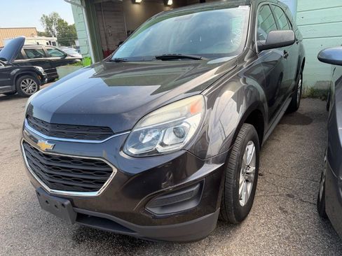 Used 2016 Chevrolet Equinox LS FWD image 4