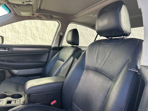 Used 2016 Subaru Legacy 3.6R Limited image 20