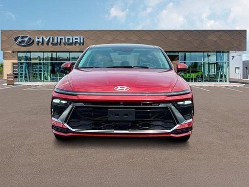 New 2025 Hyundai Sonata Limited image 12