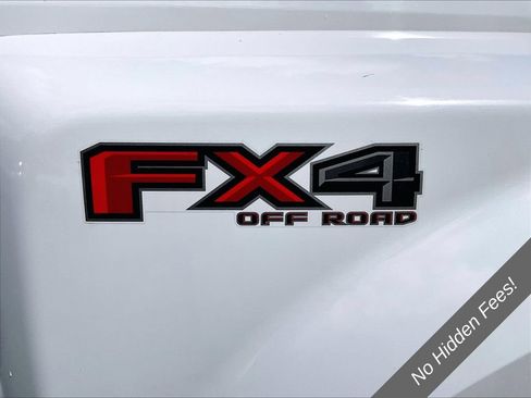 Used 2022 Ford F450 XLT w/ XLT Premium Package AWD/4WD image 5