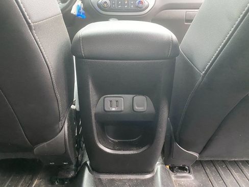 Used 2022 Chevrolet Colorado ZR2 image 25