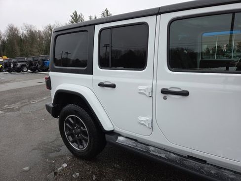 Used 2021 Jeep Wrangler Unlimited Sahara image 29