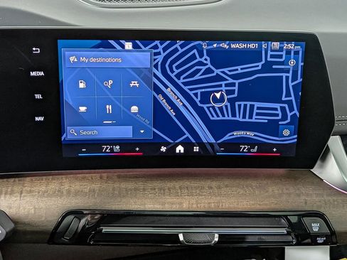 Used 2025 BMW X1 xDrive28i w/ Convenience Package image 20