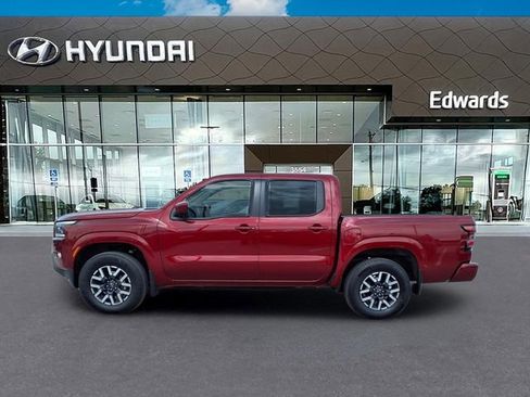 Used 2024 Nissan Frontier SL w/ Technology Package AWD/4WD image 3