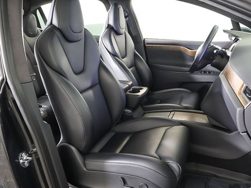 Used 2020 Tesla Model X Long Range image 28