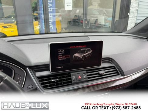 Used 2019 Audi SQ5 Premium Plus w/ Premium Plus Package AWD/4WD image 35