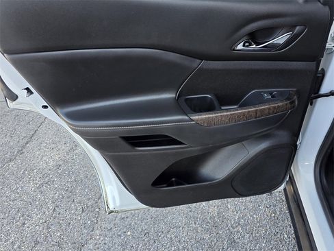 Used 2023 GMC Acadia Denali w/ Denali Ultimate Package image 71