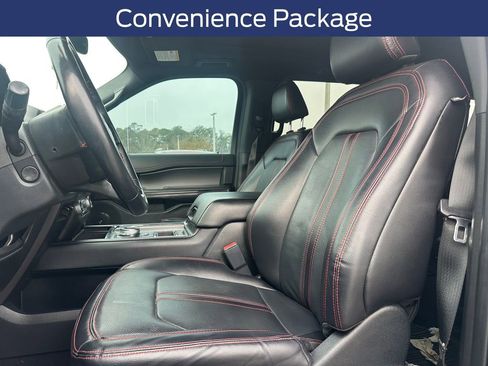 Used 2021 Ford Expedition Limited image 8