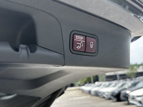 Certified 2024 Mercedes-Benz GLS 450 4MATIC image 23