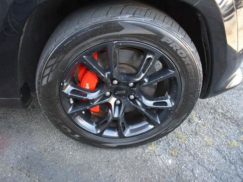 Used 2014 Jeep Grand Cherokee SRT AWD/4WD image 35