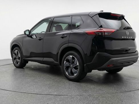 Used 2025 Nissan Rogue SV AWD/4WD image 6