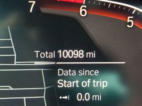 Used 2023 BMW 530i w/ Premium Package image 31