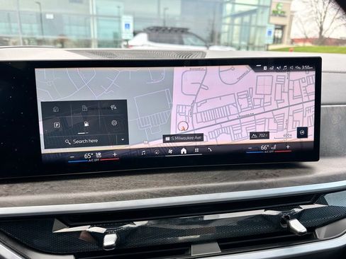 Used 2026 BMW X5 xDrive40i image 24