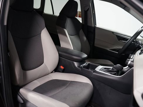 Certified 2025 Toyota RAV4 XLE AWD/4WD image 28