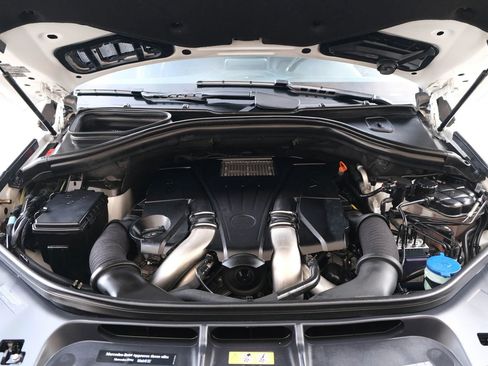 Used 2018 Mercedes-Benz GLS 550 4MATIC w/ Driver Assistance Package image 18