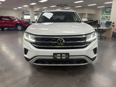 Used 2023 Volkswagen Atlas SEL AWD/4WD image 2