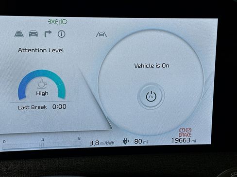 Used 2024 Kia EV6 Light RWD image 19
