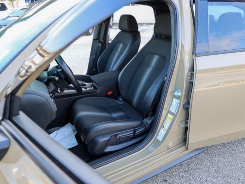 Used 2025 Honda Civic Sport image 28