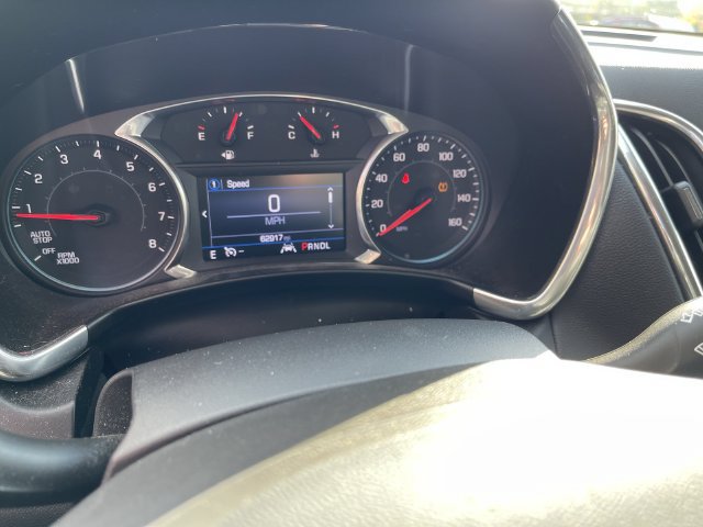 Used 2020 Chevrolet Equinox LT AWD/4WD image 2