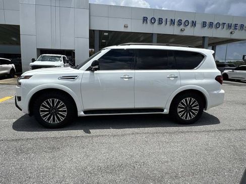 Used 2023 Nissan Armada SL w/ Midnight Edition Package RWD image 8