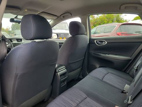 Used 2016 Nissan Sentra SV FWD image 13