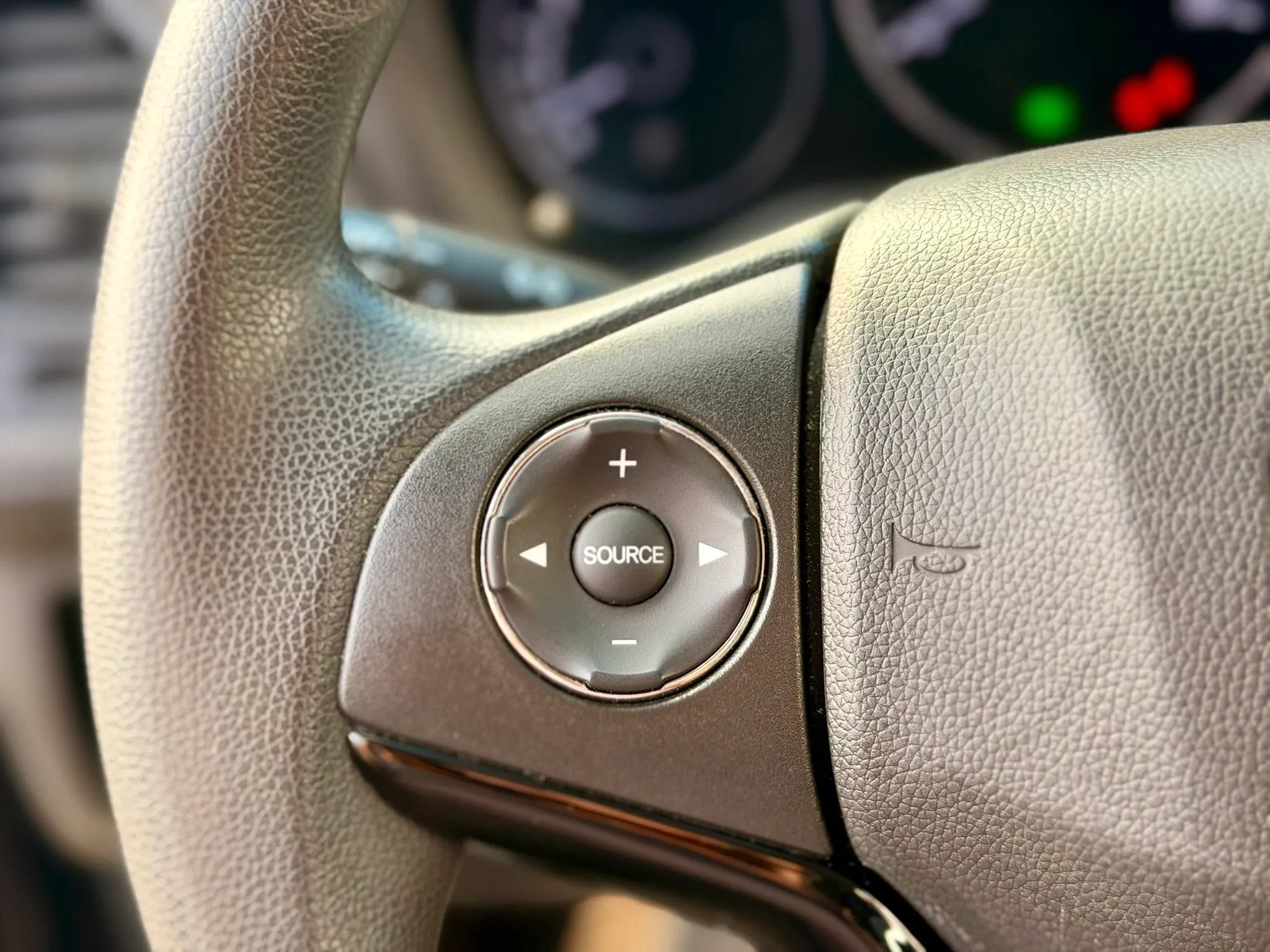 Used 2019 Honda HR-V LX image 22