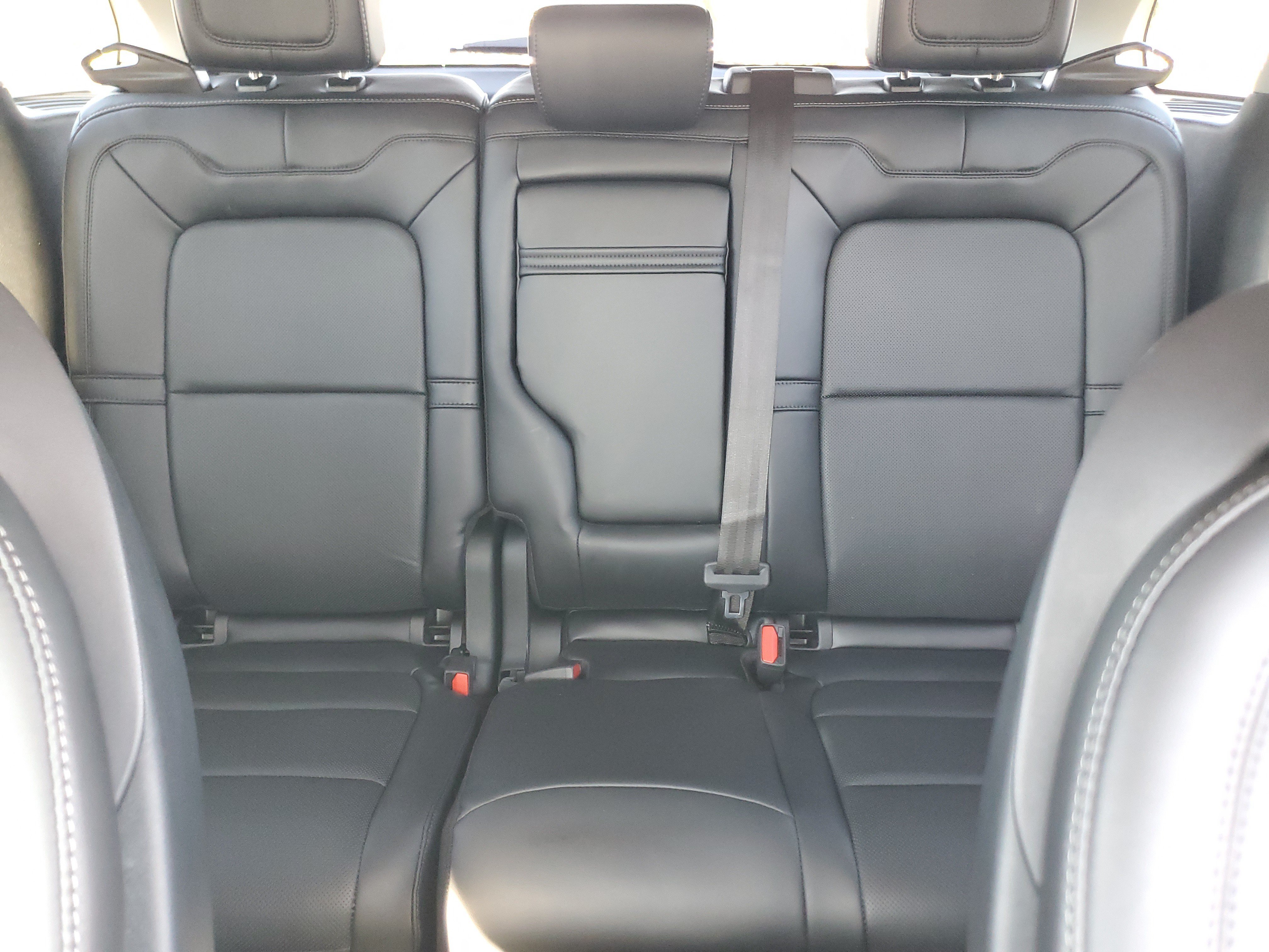 Used 2022 Lincoln Corsair AWD w/ Premium Package image 19