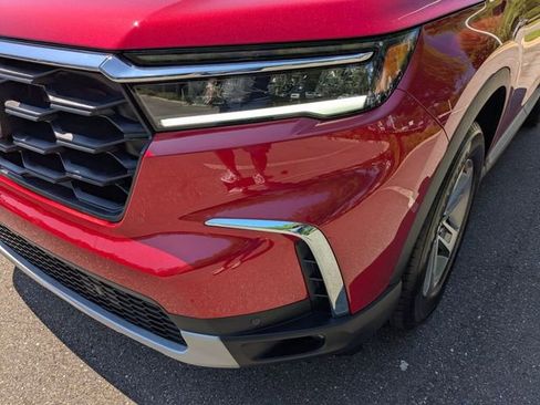 Certified 2025 Honda Pilot EX-L image 5