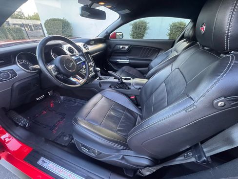 Used 2019 Ford Mustang GT Premium RWD image 10