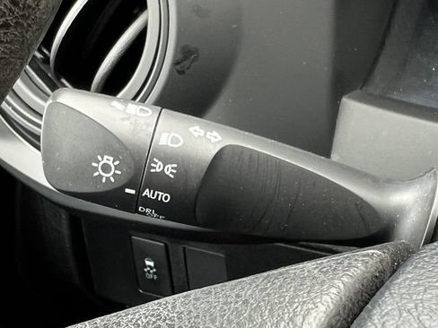 Used 2023 Toyota Tacoma SR AWD/4WD image 21
