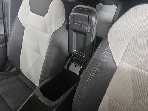 Certified 2024 Chevrolet Trax RS w/ Driver Confidence Package image 27