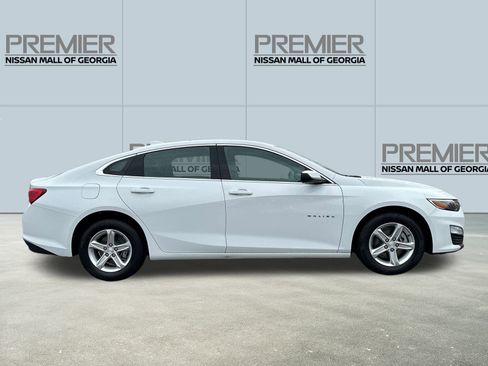 Used 2024 Chevrolet Malibu LT image 4