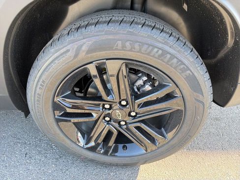 New 2026 Chevrolet Trax ACTIV w/ Sunroof Package FWD image 27