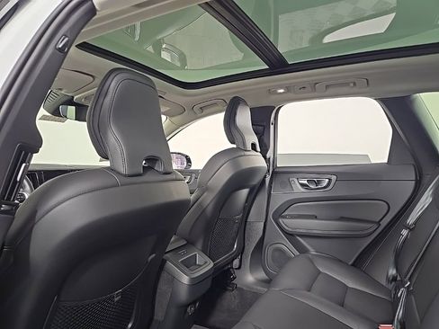 New 2025 Volvo XC60 B5 Plus w/ Protection Package Premier image 16