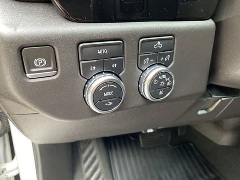 Used 2023 GMC Sierra 1500 Elevation AWD/4WD image 25