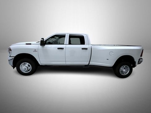 New 2026 RAM 3500 Tradesman AWD/4WD image 8