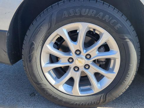 Used 2021 Chevrolet Equinox LT image 13